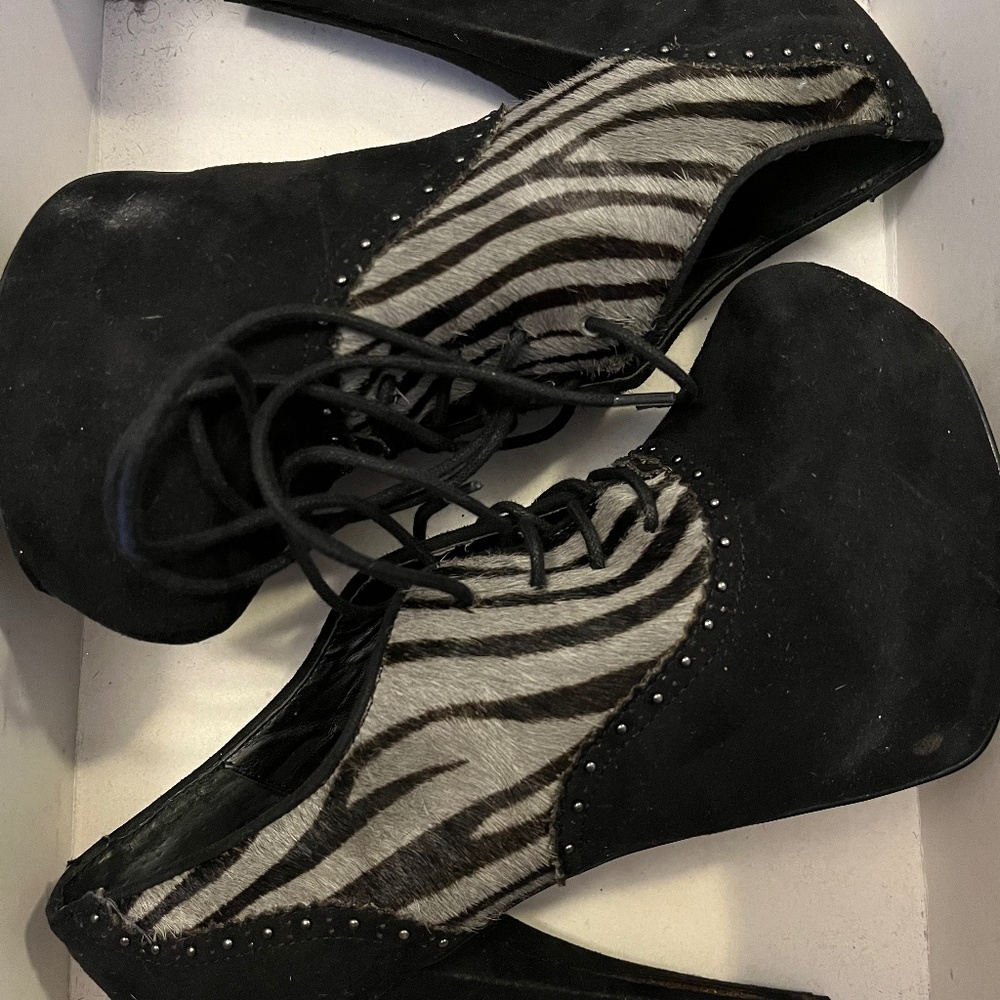 Bebe High Heels